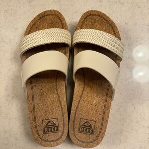 Reef slides. Cream with brown.